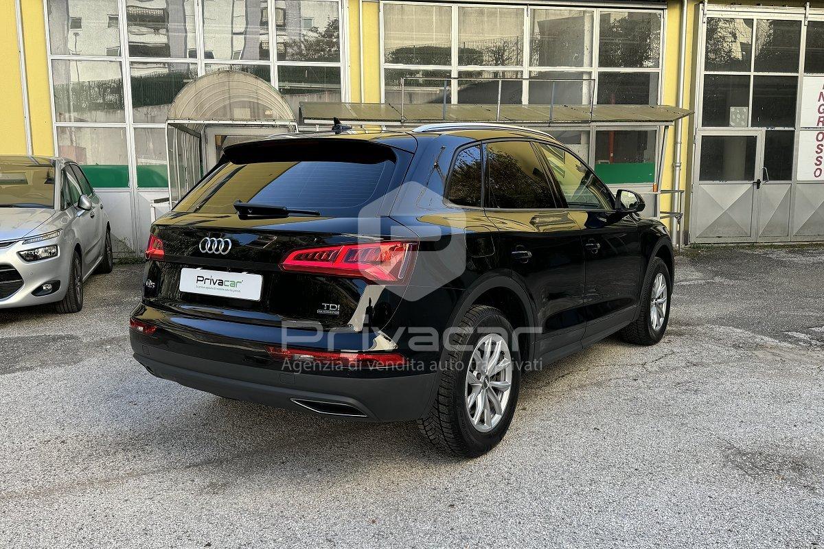 AUDI Q5 2.0 TDI quattro S tronic Business