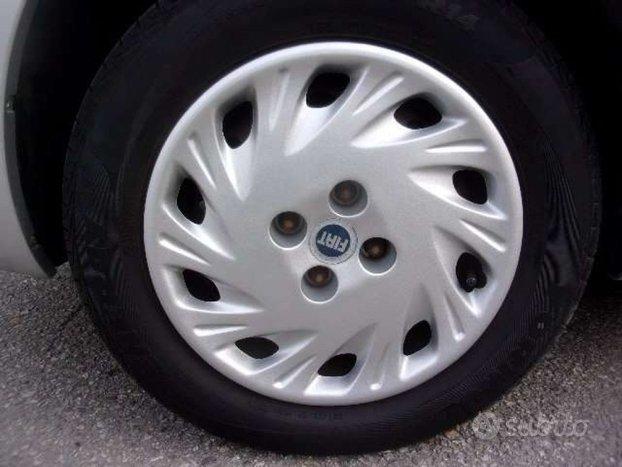 FIAT Punto 5p 1.2 Classic-SOLO 102.000 KM !!