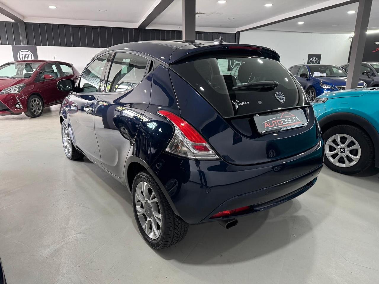 Lancia Ypsilon 1.2 69 CV 5 porte Gold