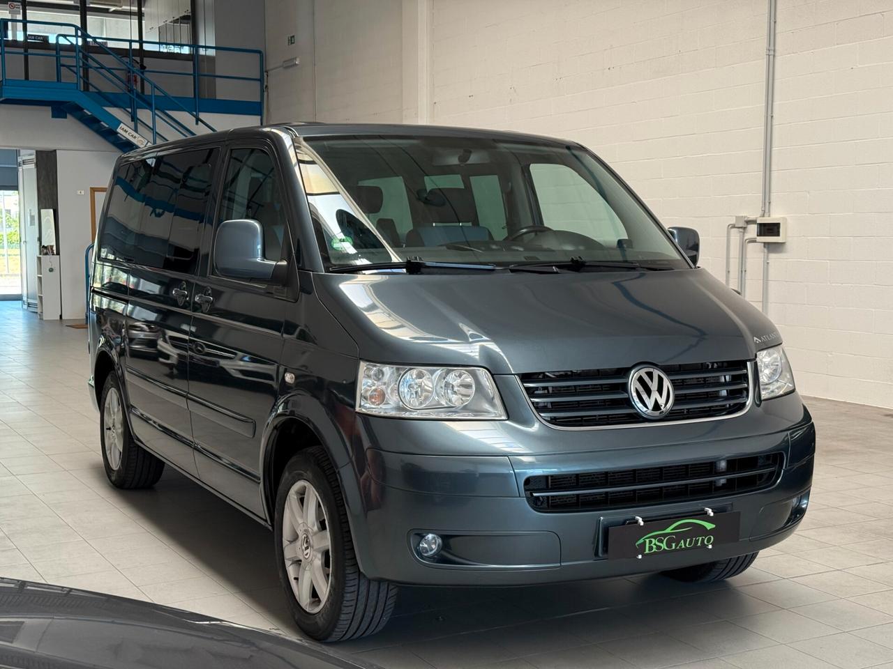 Volkswagen Multivan 2.5 TDI/130CV atlantis