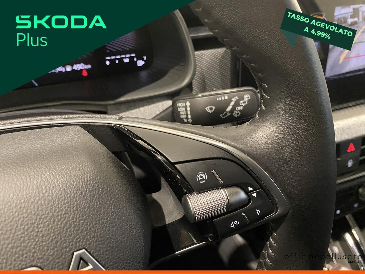 Skoda Kamiq 1.0 tsi 95cv black dots