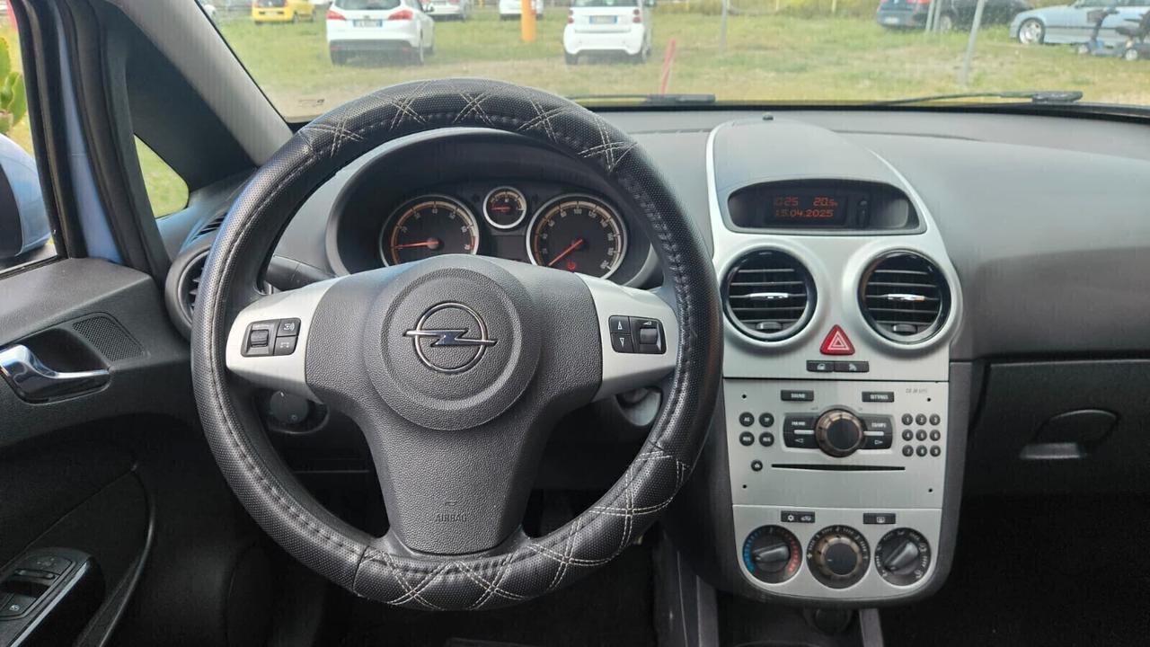 Opel Corsa 1.2 3 porte Sport