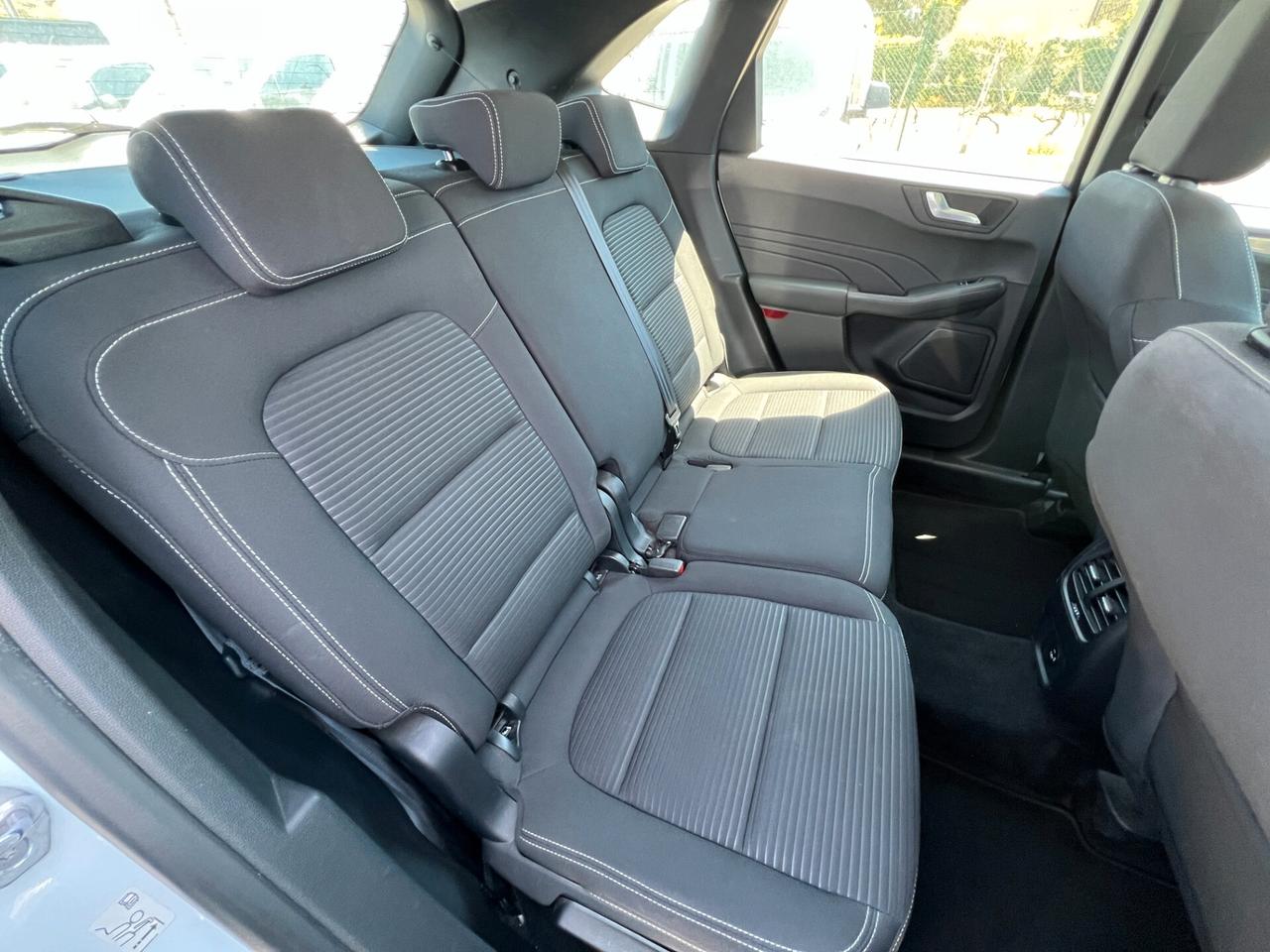 Ford Kuga 1.5 TDCi Automatica