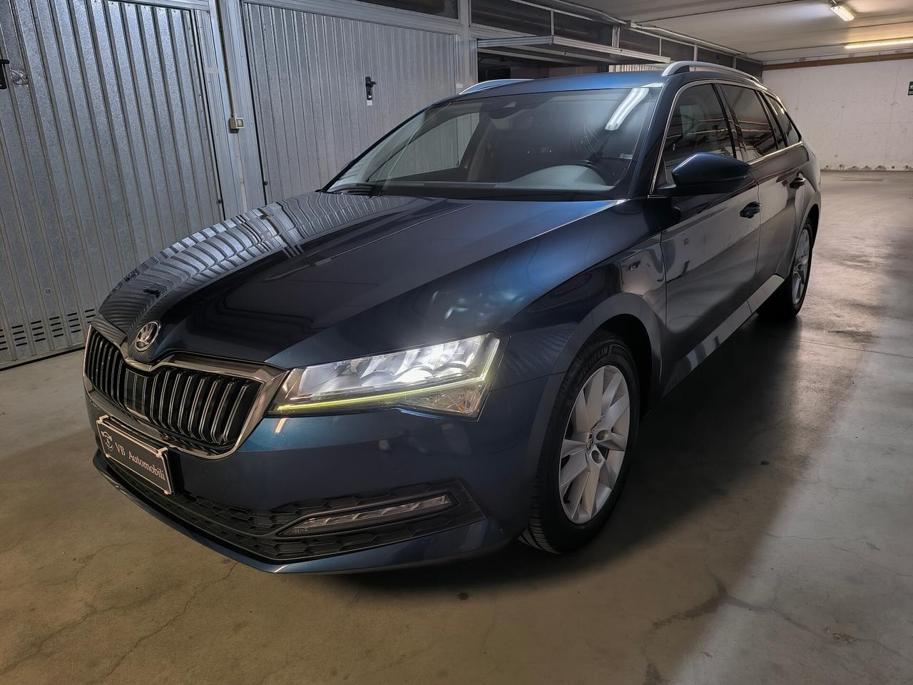 Skoda Superb 2.0 TDI EVO 150 CV SCR DSG Wagon Executive