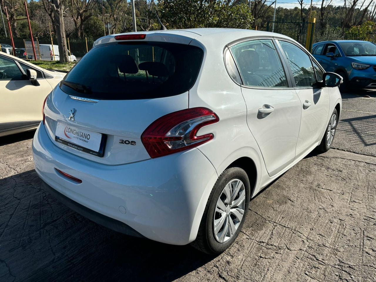 PEUGEOT 208 1.4 HDI - 2015