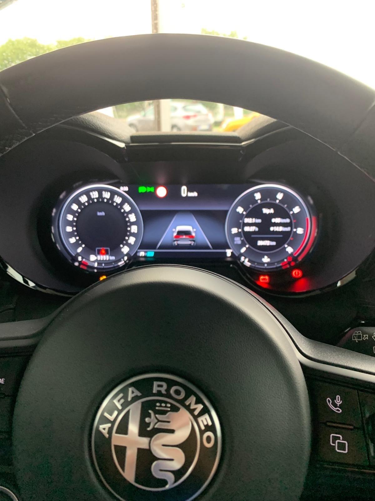 Alfa Romeo Tonale 1.5 160 CV RATE DA 299 EURO