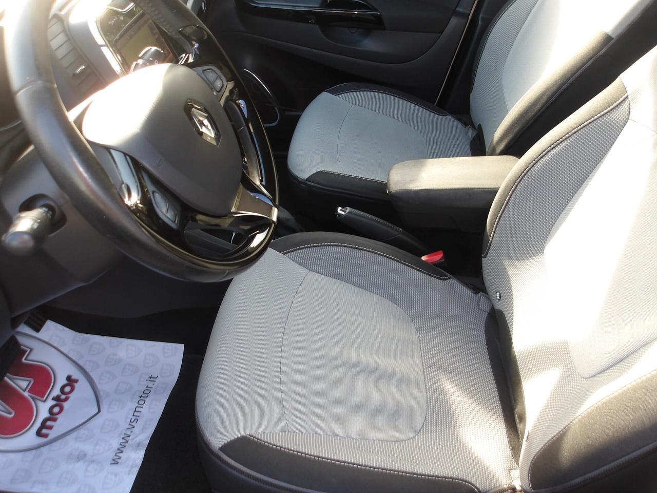 RENAULT CAPTUR 1.5 DCI- AUTO-RETROC-GARANZIA FULL