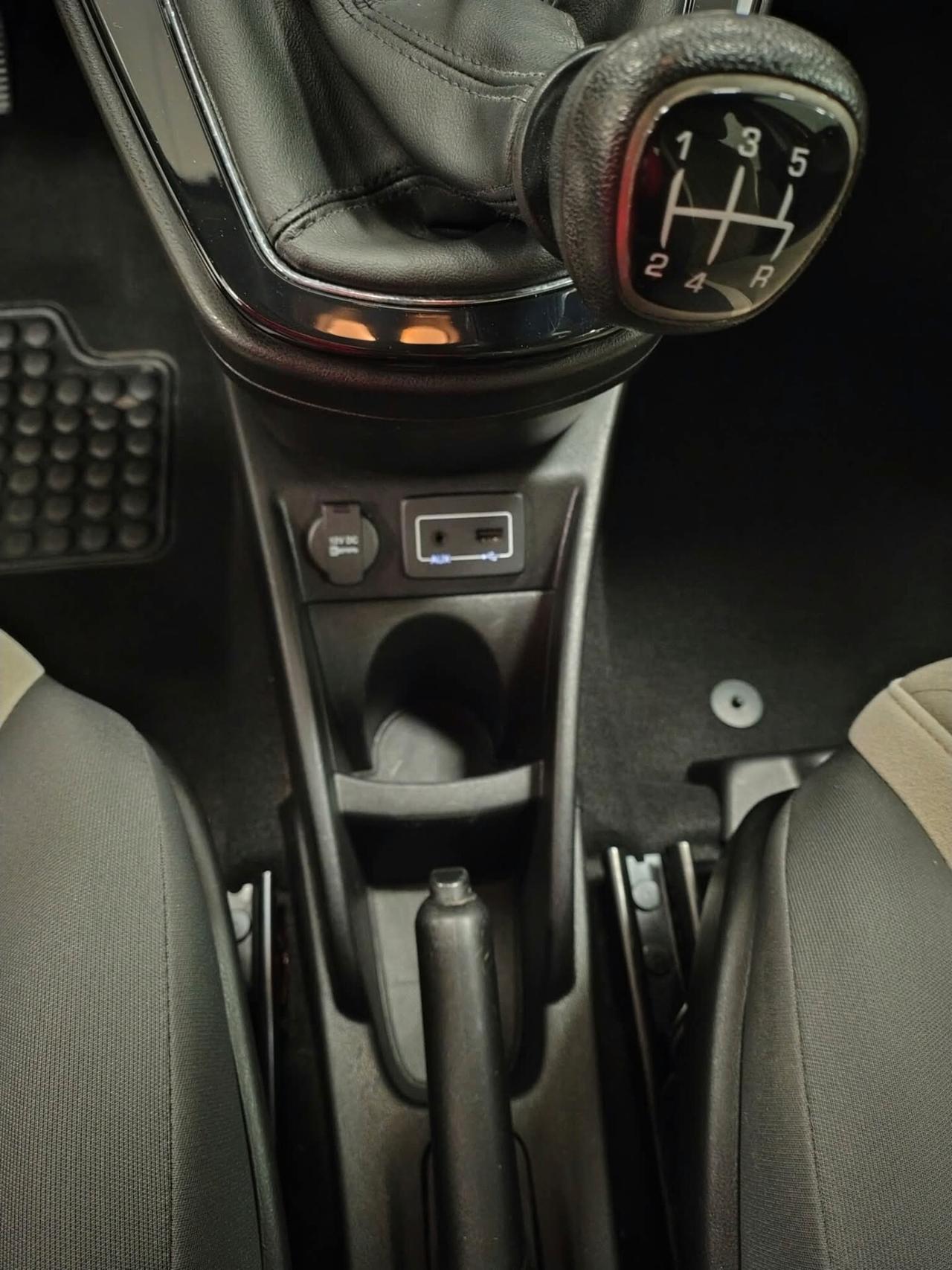 Lancia Ypsilon 1.2 69 CV 5 porte GPL Ecochic Gold