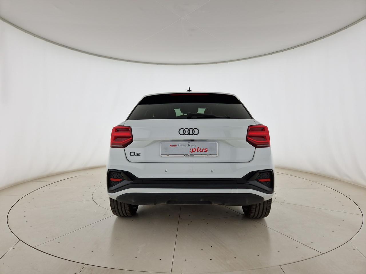 Audi Q2 35 1.5 tfsi identity black s-tronic