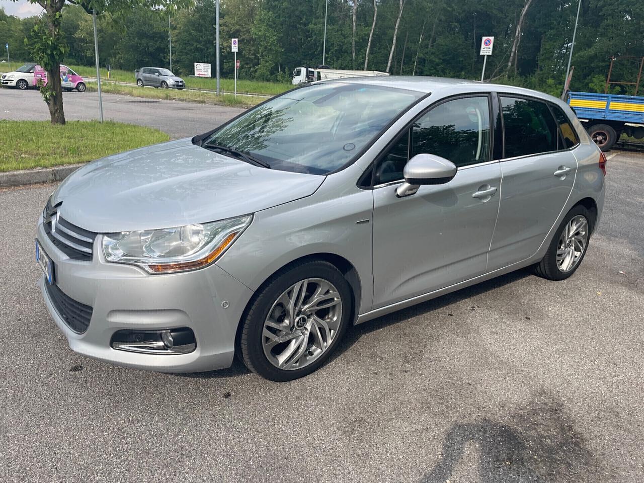 Citroen C4 1.6 e-HDi 115 airdream*Neopatentati**Navi*Sedili riscaldatati*