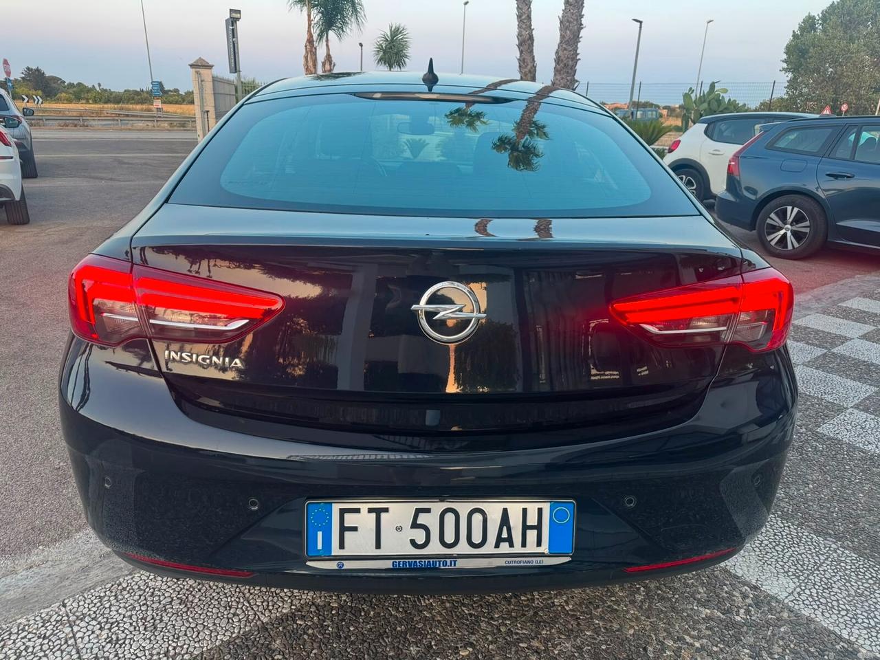 Opel Insignia 1.6 CDTI BERLINA
