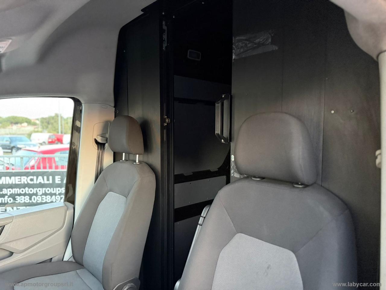 Crafter 30 2.0 TDI 140CV L2 H2 FURGONE LOGISTIC