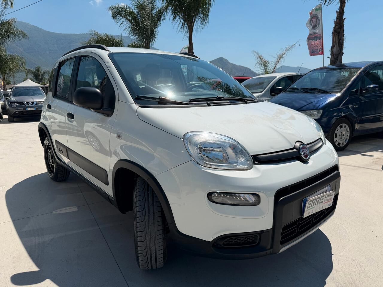 FIAT PANDA 4x4 2019 900 BENZ *ELD *POCO GRANDINATA