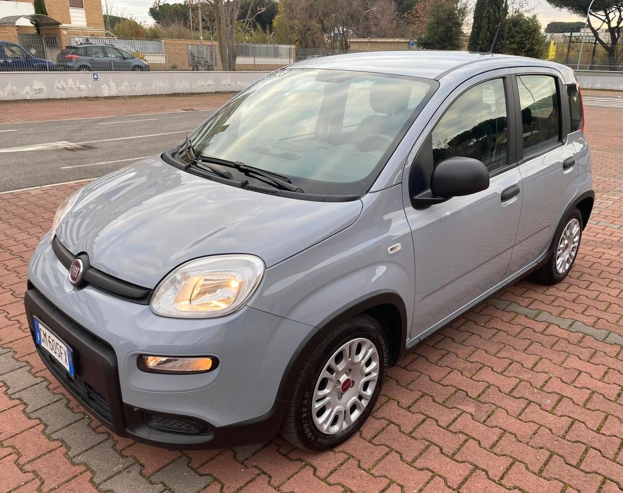 FIAT PANDA 1.0ccHYBRID PARI AL NUOVO