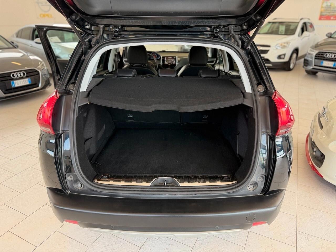 Peugeot 2008 BlueHDi 120 S&S Allure