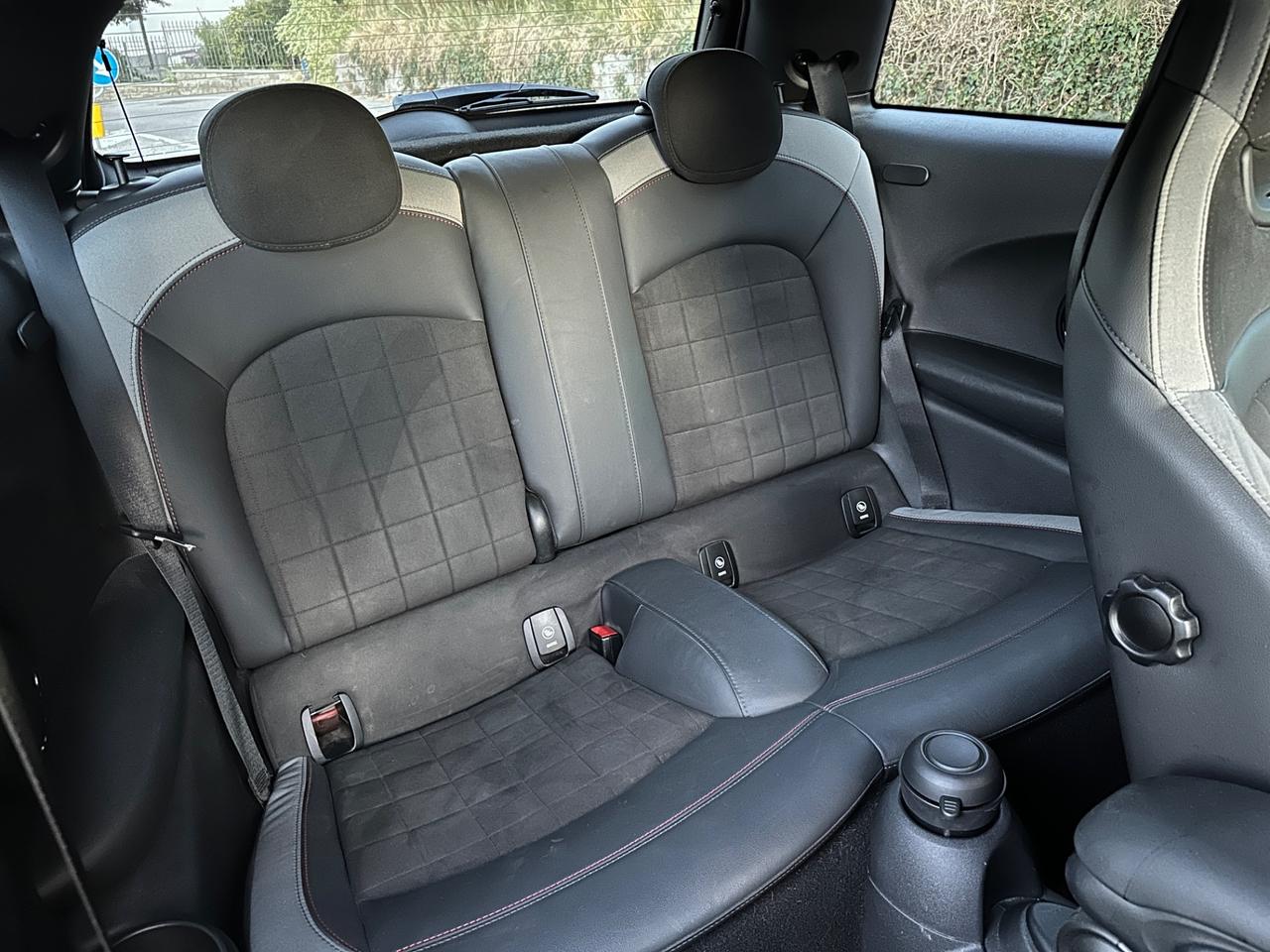Mini 2.0 John Cooper Works Challenge Edition 22