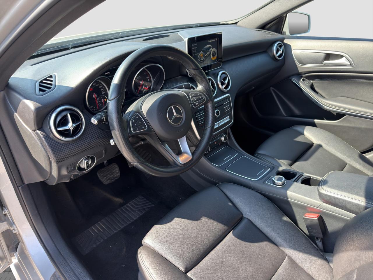 MERCEDES Classe A (W176) A 180 d Automatic Sport