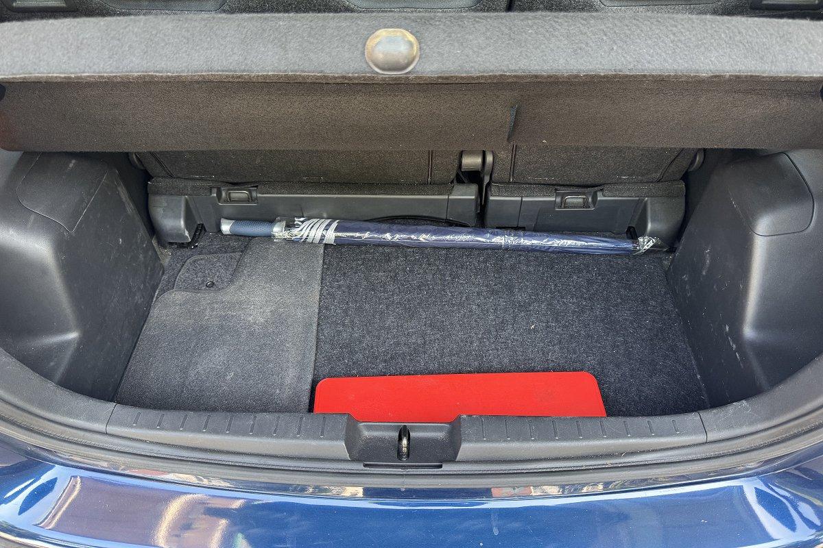 TOYOTA Yaris 1.4 D-4D DPF 5 porte Sol