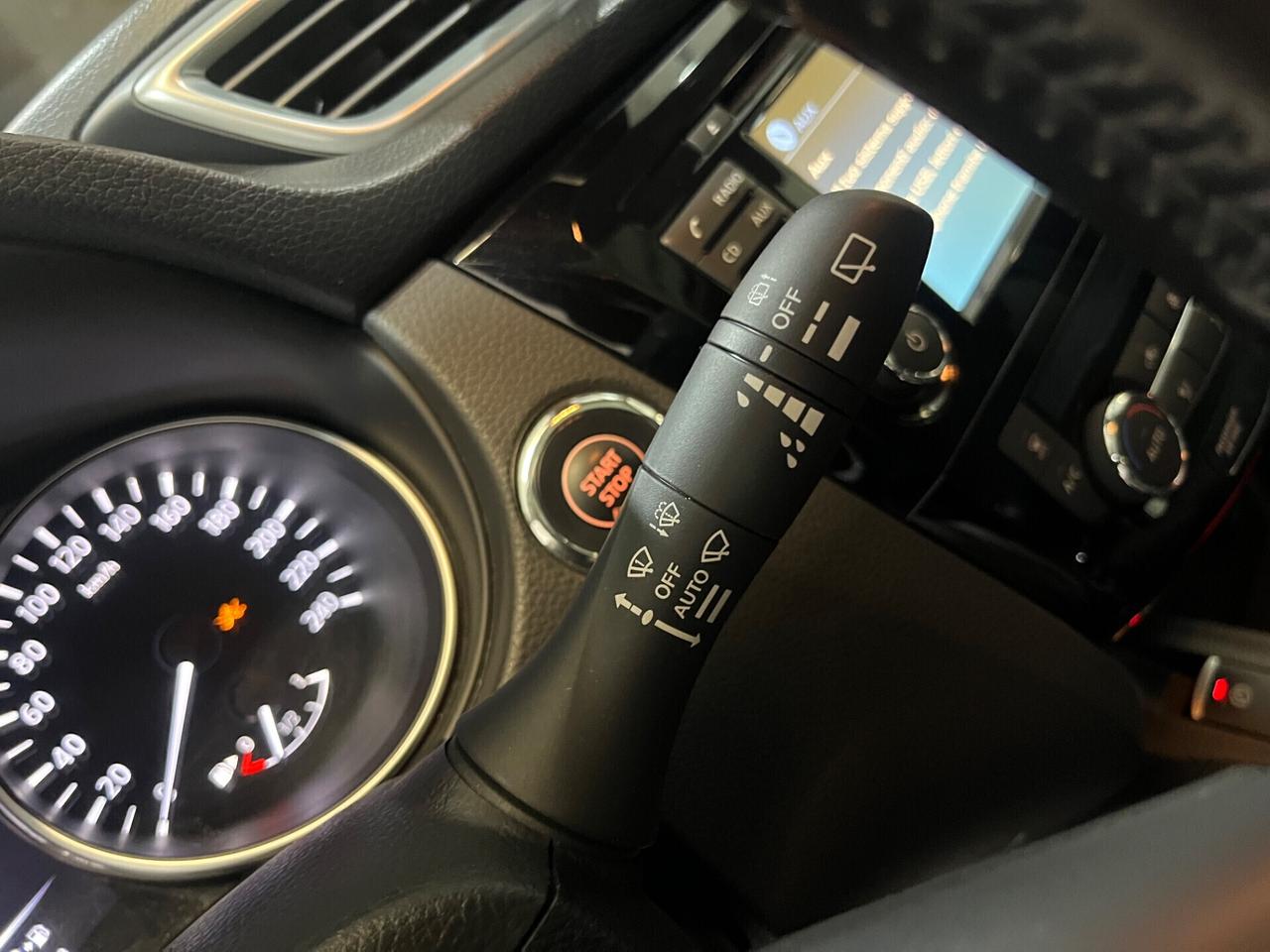 Nissan Qashqai 1.5 dCi N-Connecta