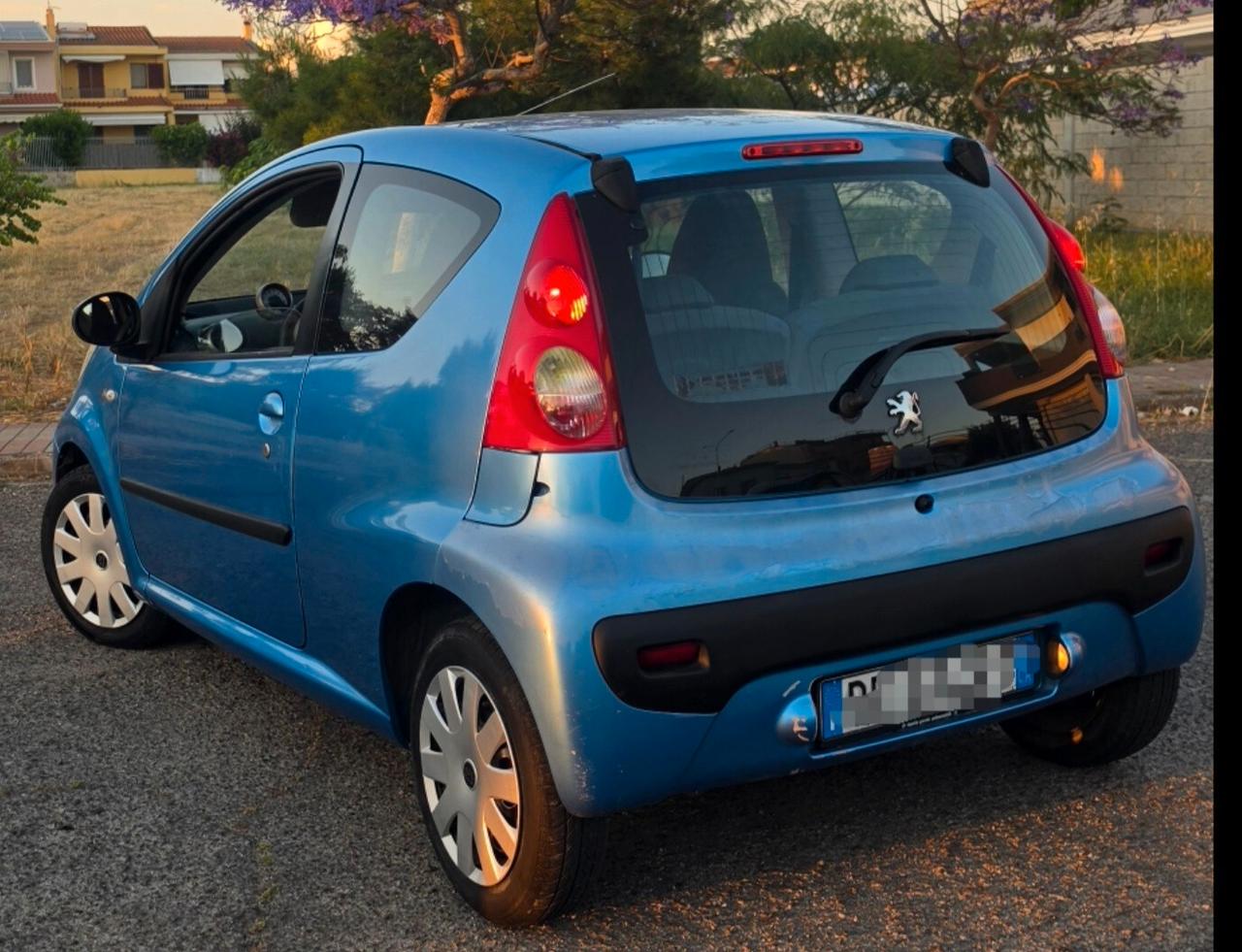 Peugeot 107 1.0 68CV 3p. Desir