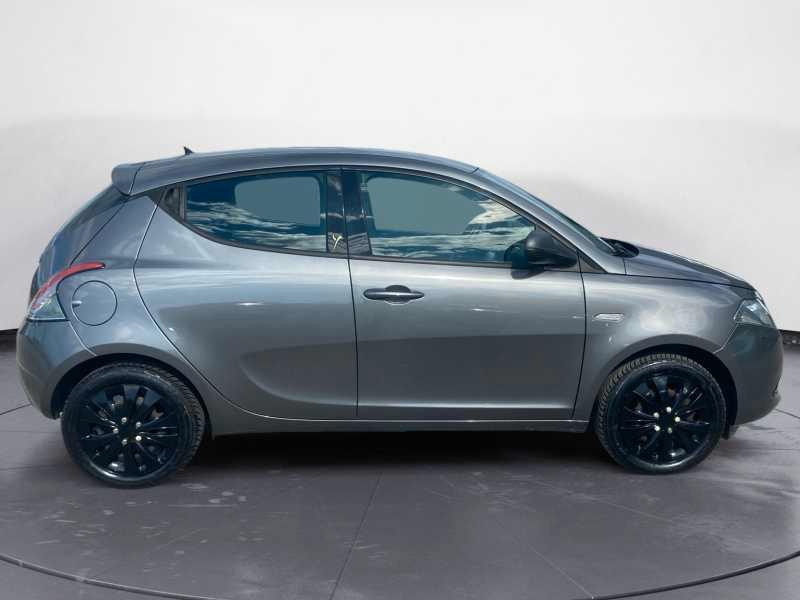 LANCIA Ypsilon 1.2 8v Elefantino 69cv