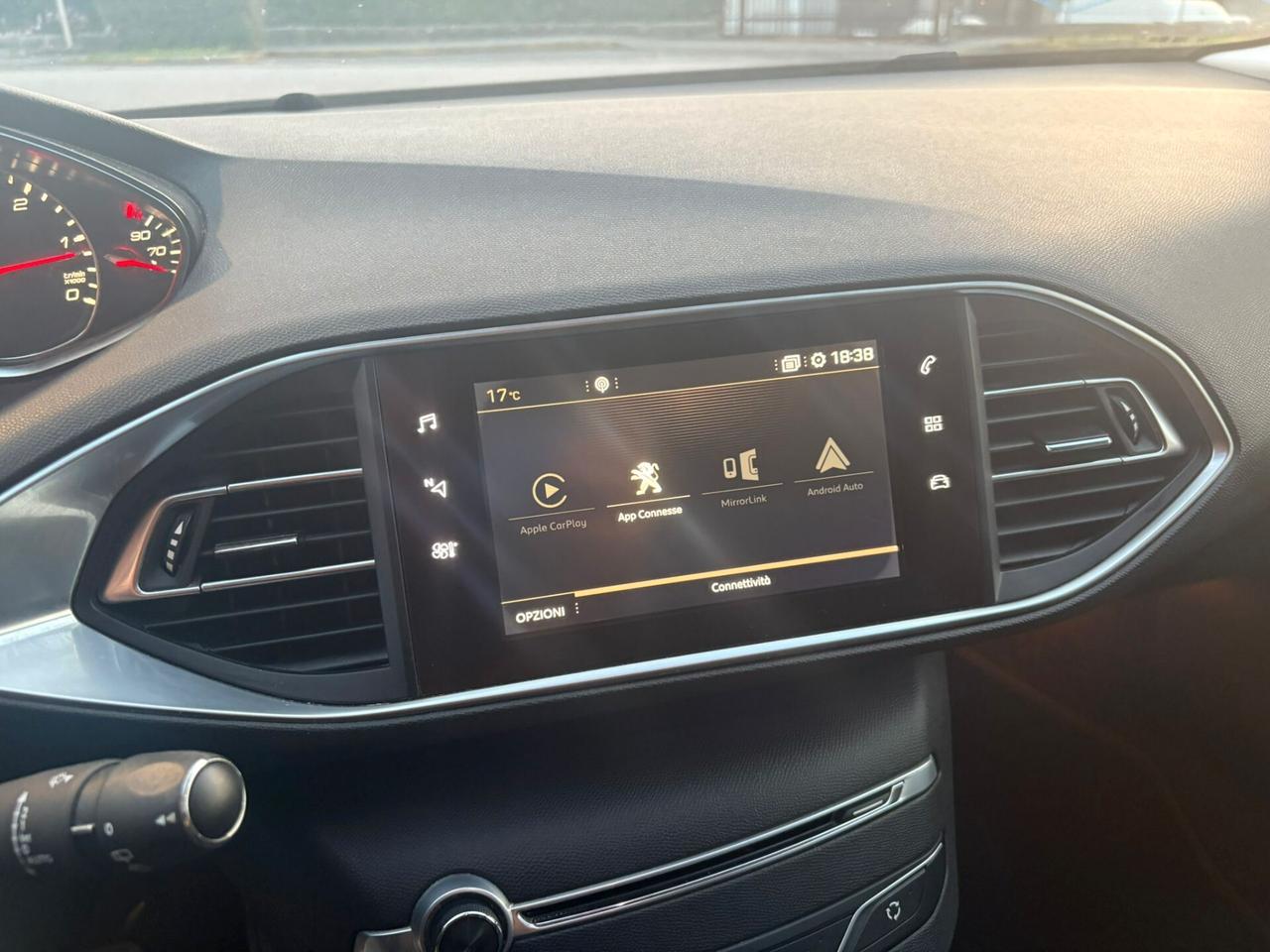 Peugeot 308 BlueHDi 120 S&S EAT6 Allure