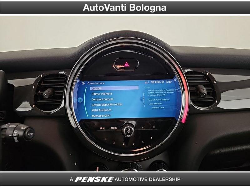 MINI Mini 5 porte Mini 5p 1.5 One Essential 102cv auto