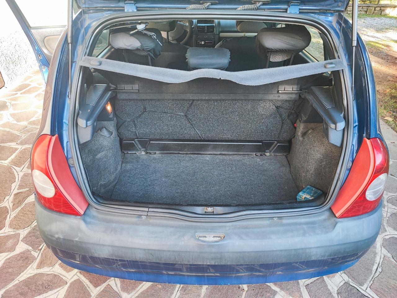 Renault Clio 1.2 cat 5 porte Confort Authentique