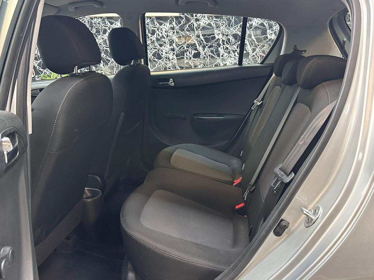 Hyundai i20 1.1 CRDi 3p. Sound Edition