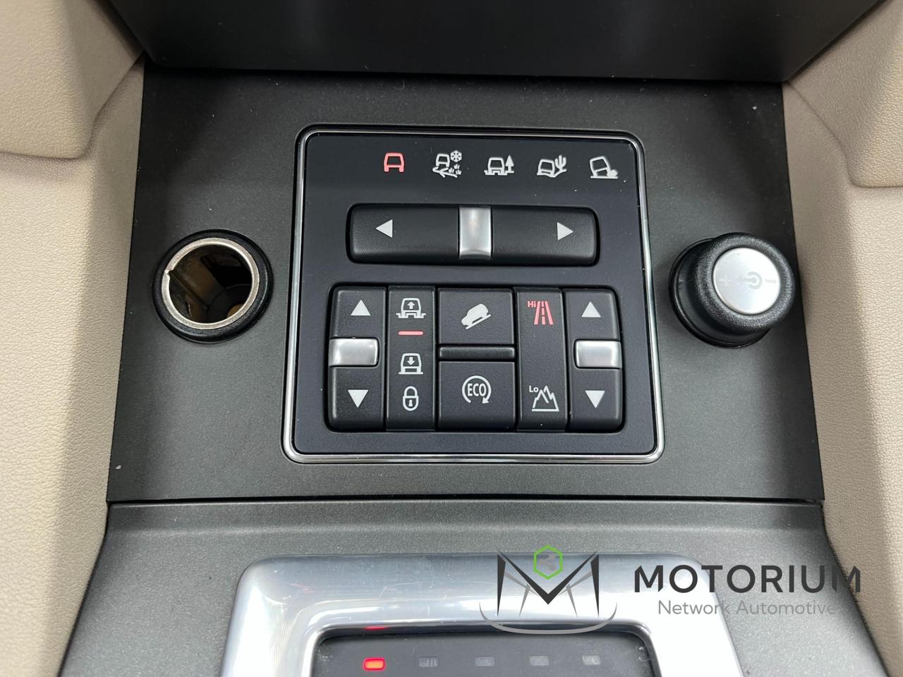 LAND ROVER Discovery 4 3.0 SDV6 255CV