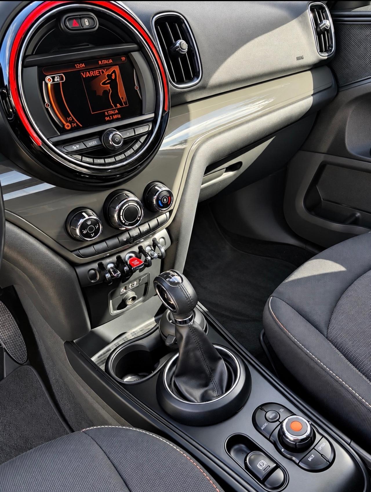 Mini Cooper Countryman D automatica
