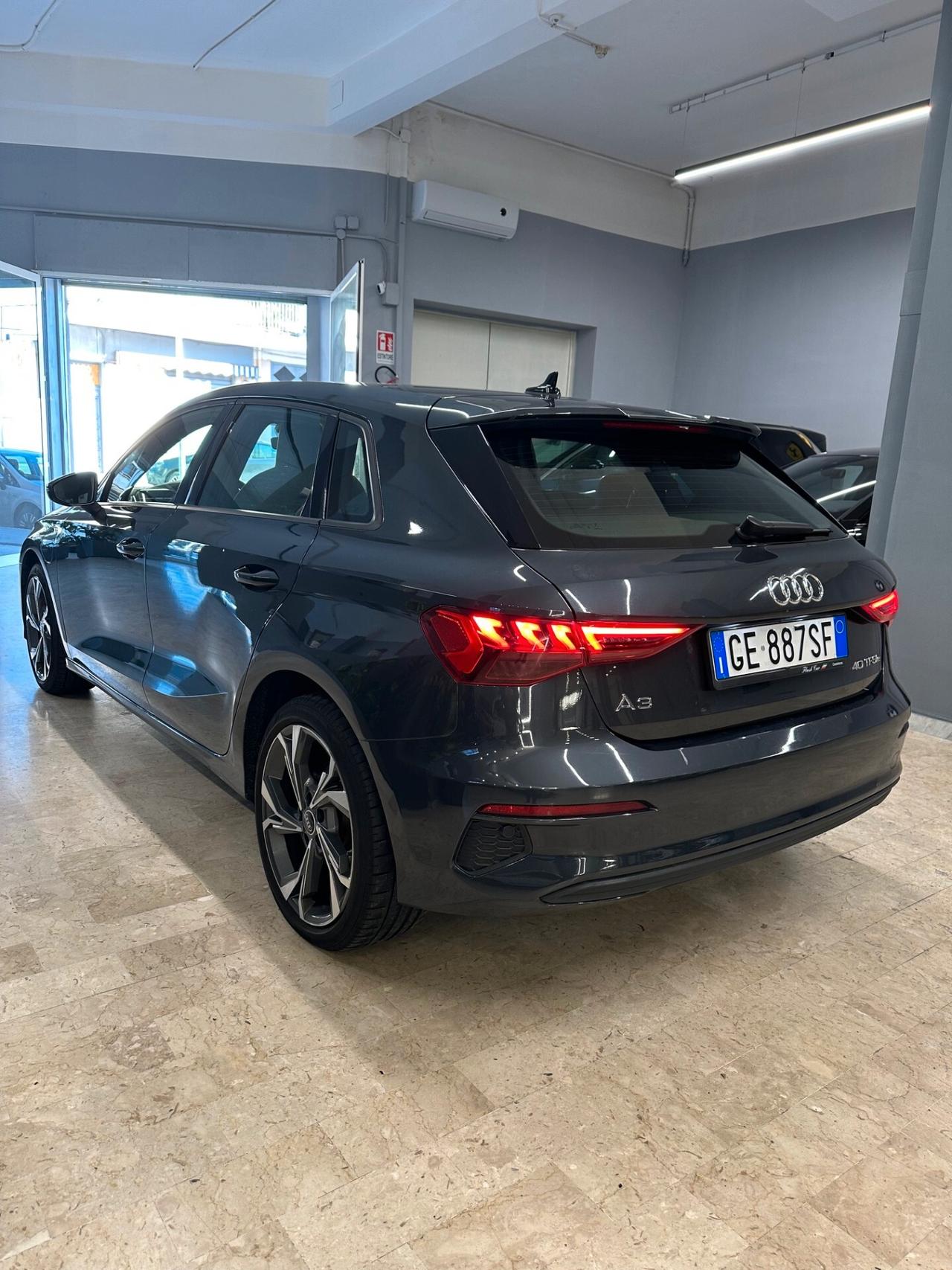 Audi A3 35 TFSI S tronic line edition