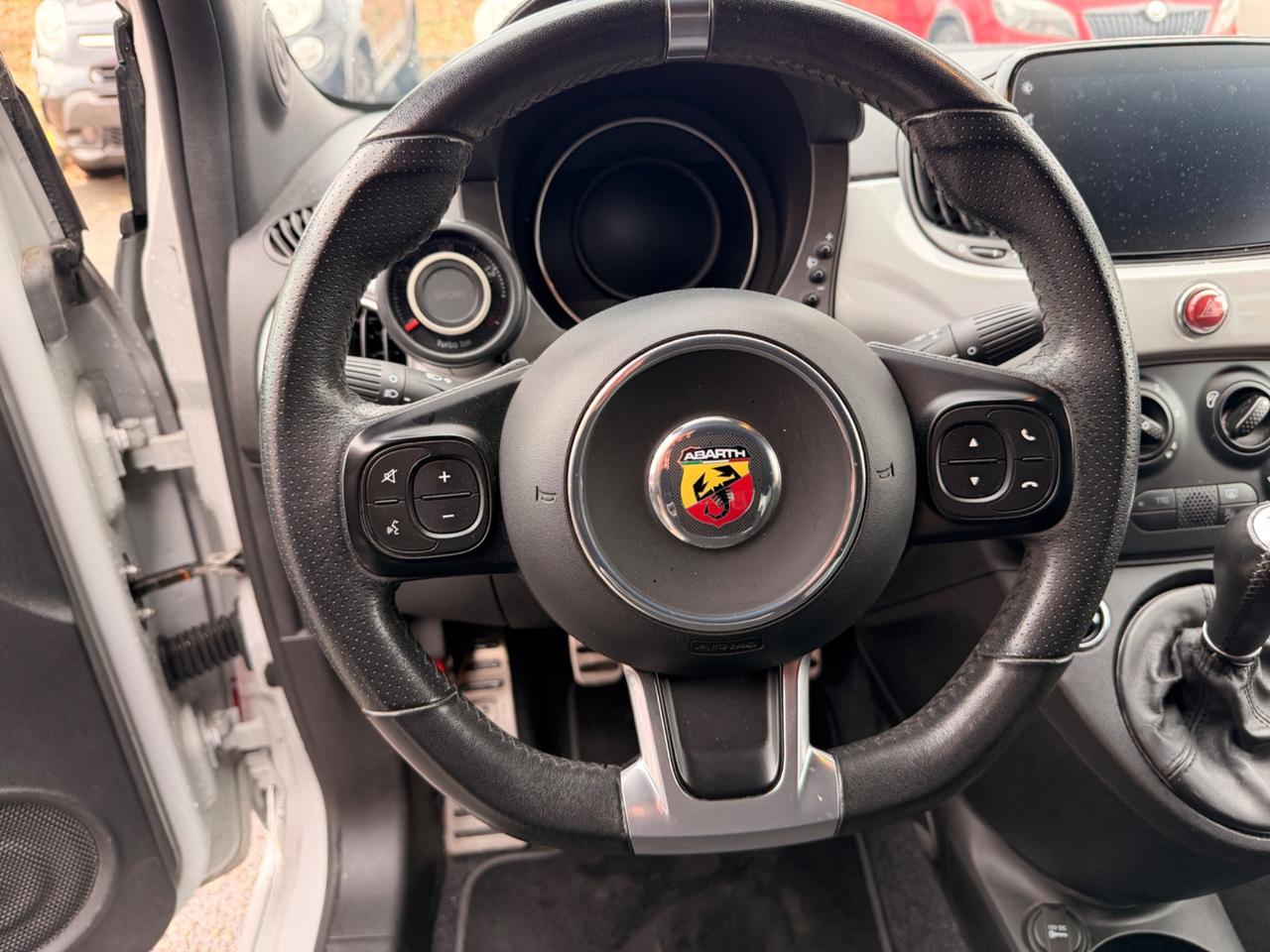 Abarth 595 1.4 Turbo T-Jet 165 CV