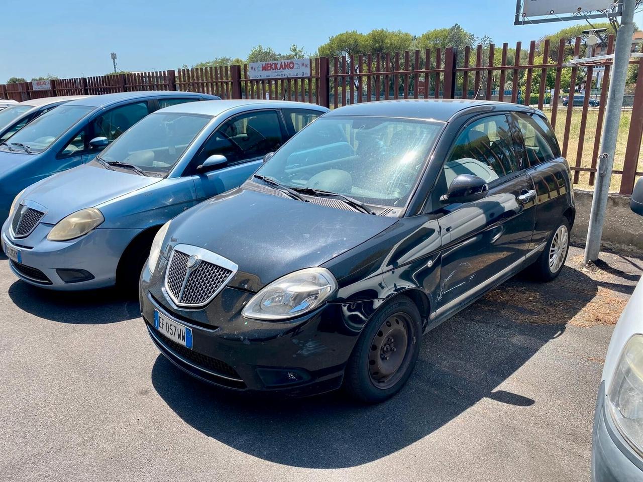2 Lancia Ypsilon -Fiat idea - Opel meriva - IN BLOCCO