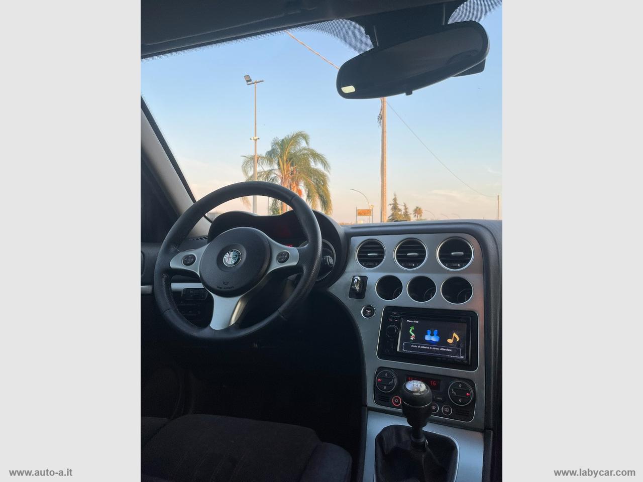ALFA ROMEO 159 1.9 JTDm 16V SW Distinctive