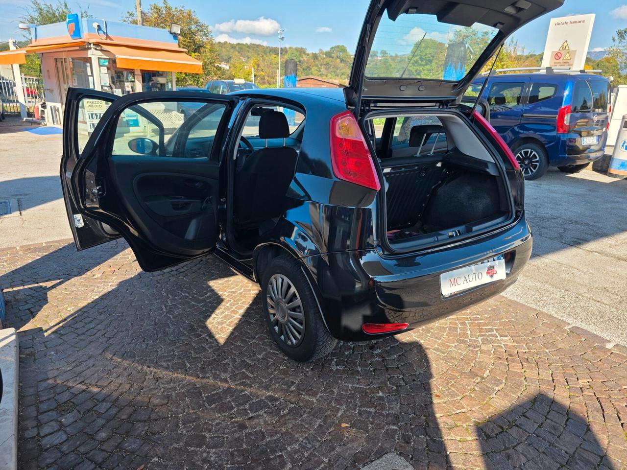 Fiat Punto 1.3 MJT II 75 CV 3 porte Lounge con 238.000km