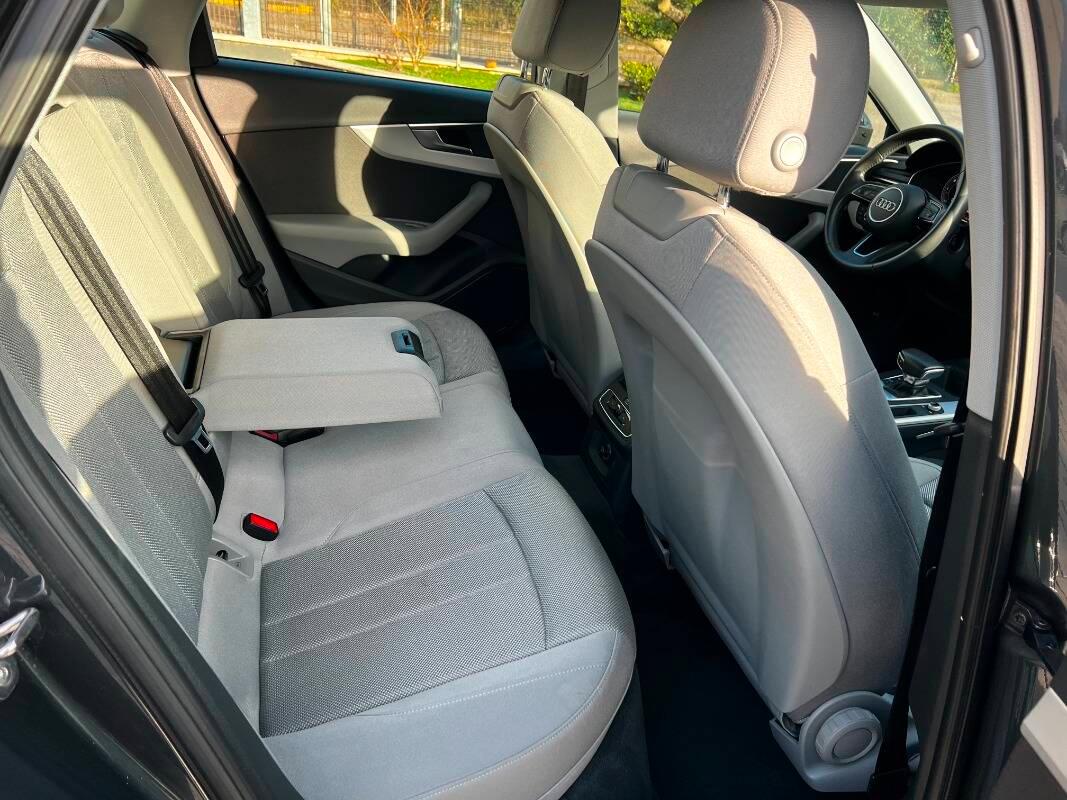 Audi A4 Avant 45 3.0 tdi Business Advanced quattro 231cv tiptronic