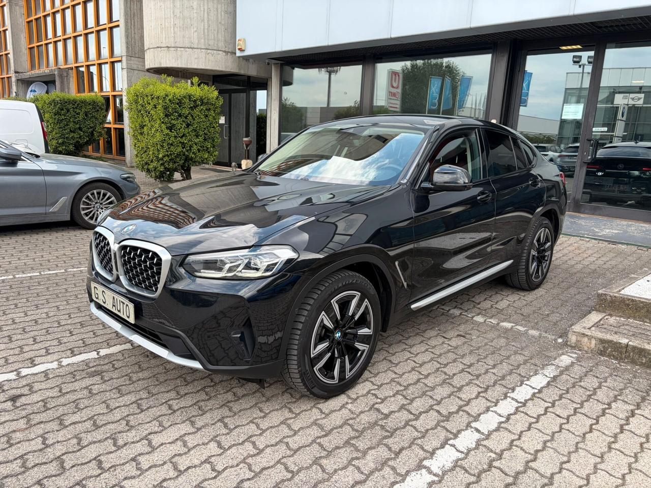 BMW X4 xdrive20d mhev 48V auto DANNO DA FURTO!!!