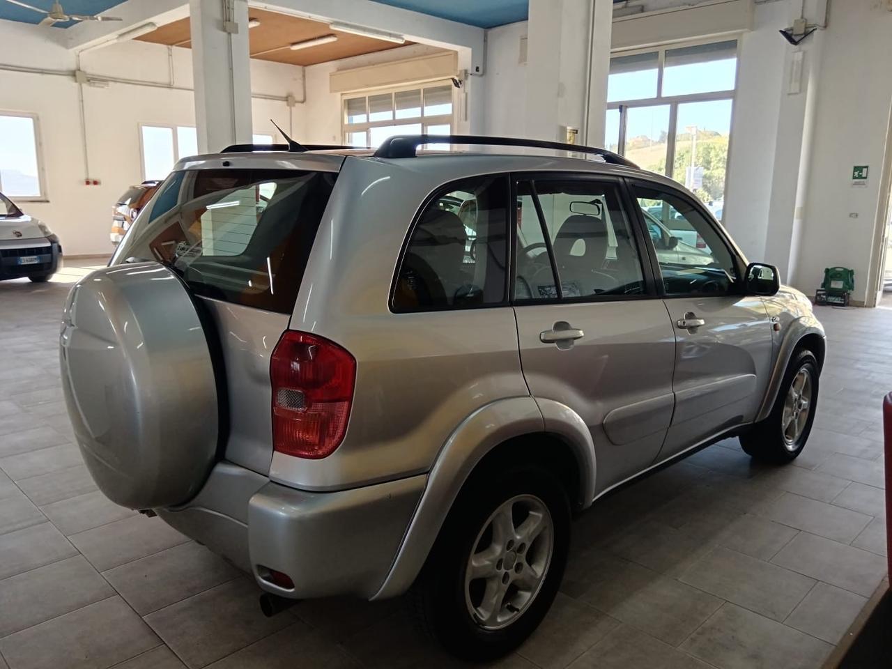 Toyota RAV 4 RAV4 2.0 Tdi D-4D cat 5 porte