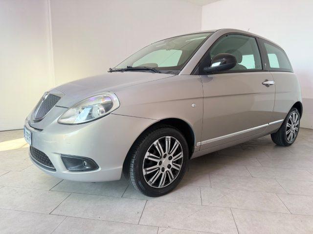 LANCIA Ypsilon 1.2 69 CV Argento