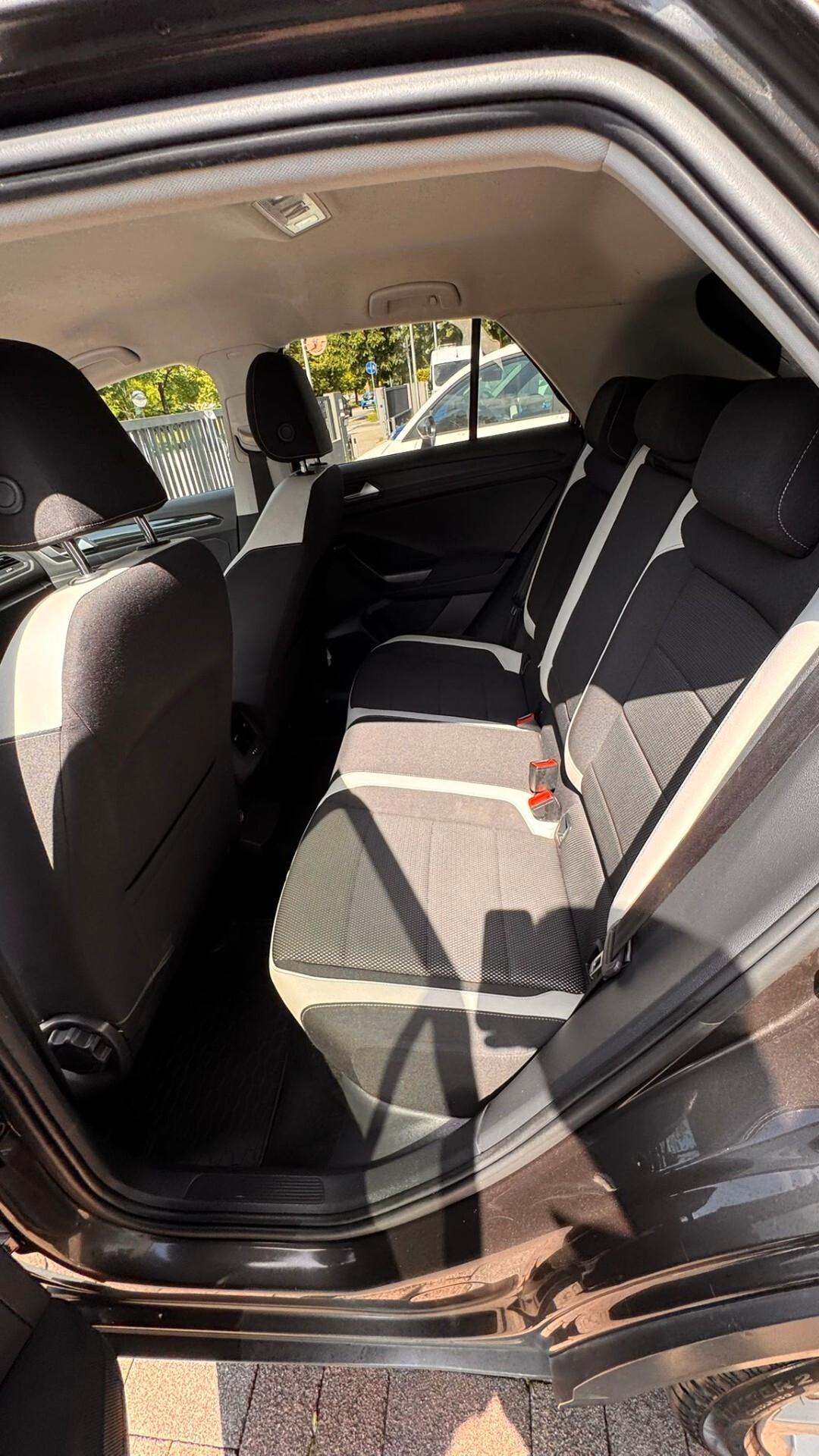 Volkswagen T-Roc 2.0 TDI SCR 4MOTION Advanced BlueMotion Technology