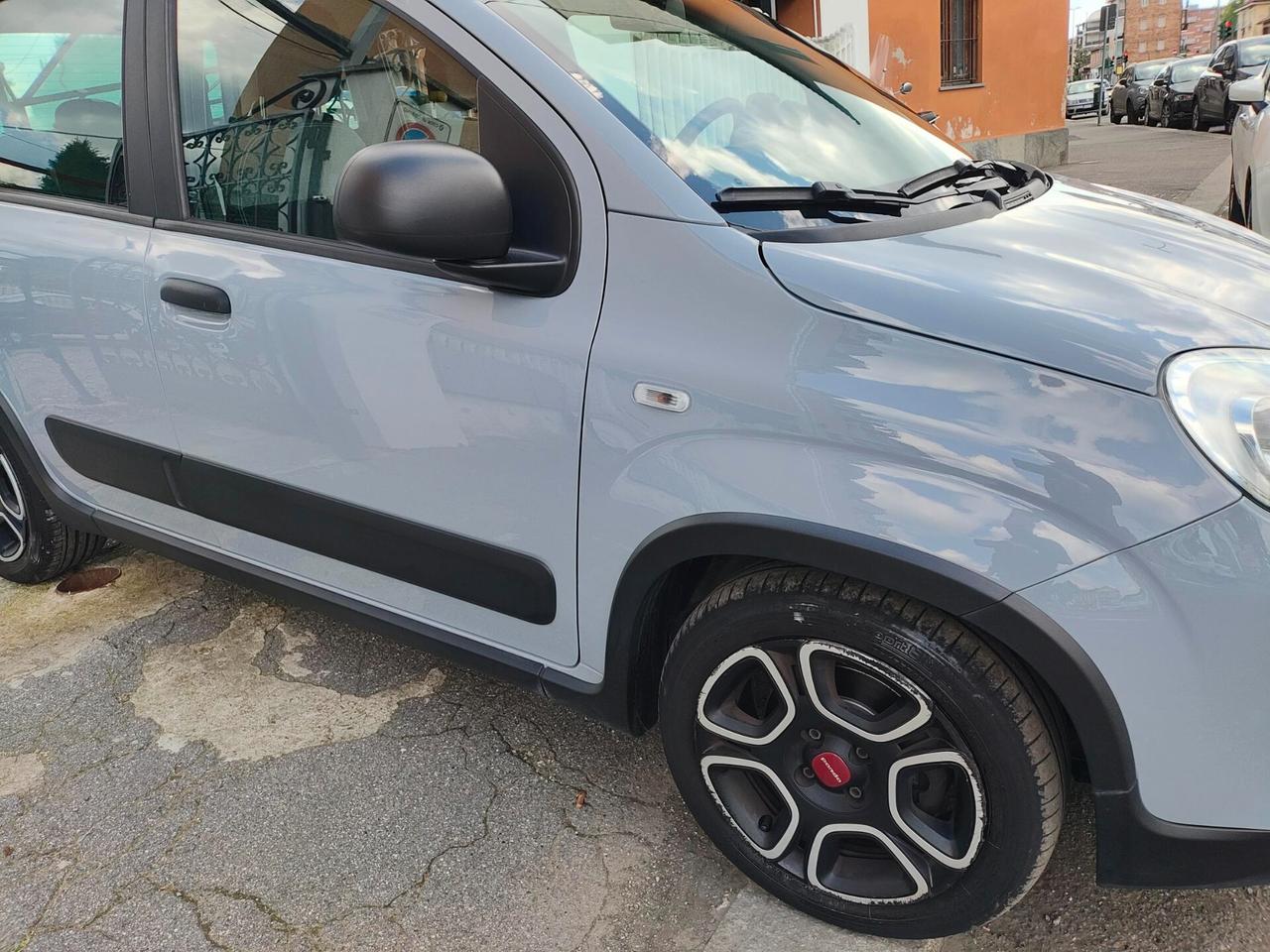FIAT PANDA 1.0 HYBRID CITY LIFE-2021 KM 64894