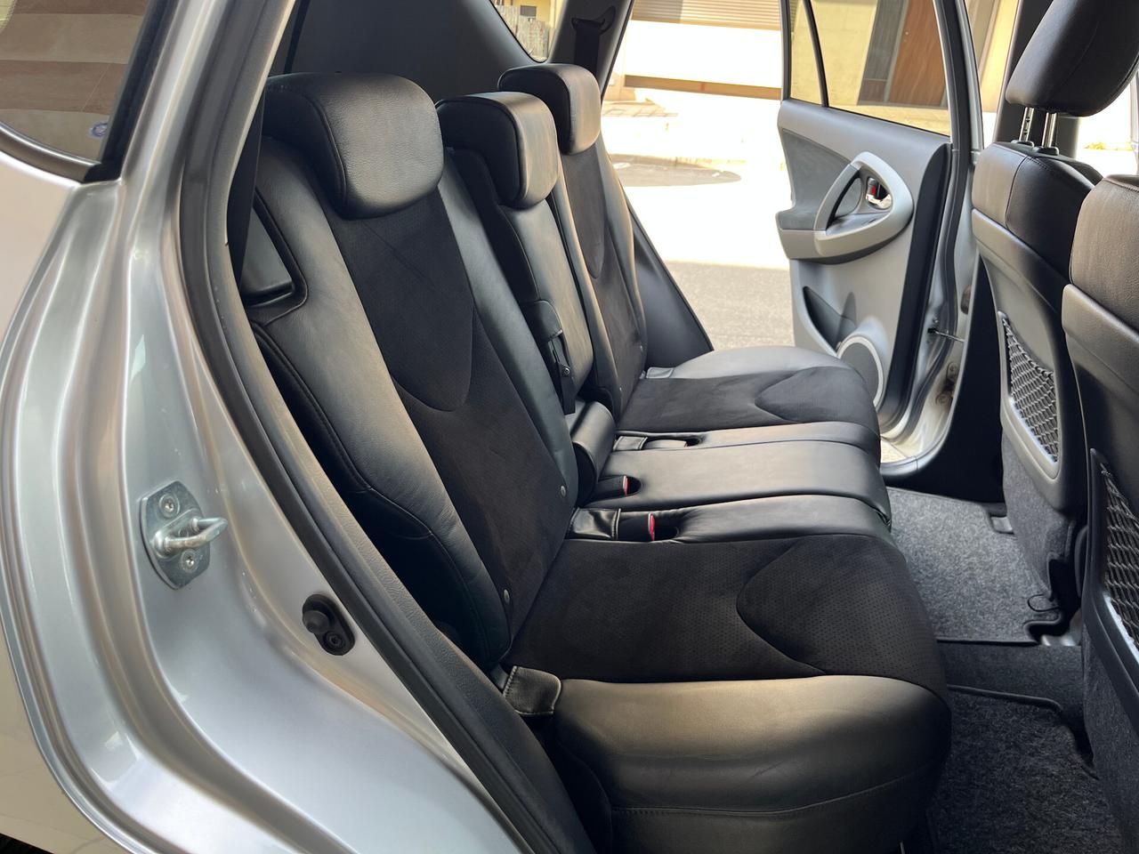 Toyota RAV 4 2.2 D-4D 150 CV Exclusive 4x4