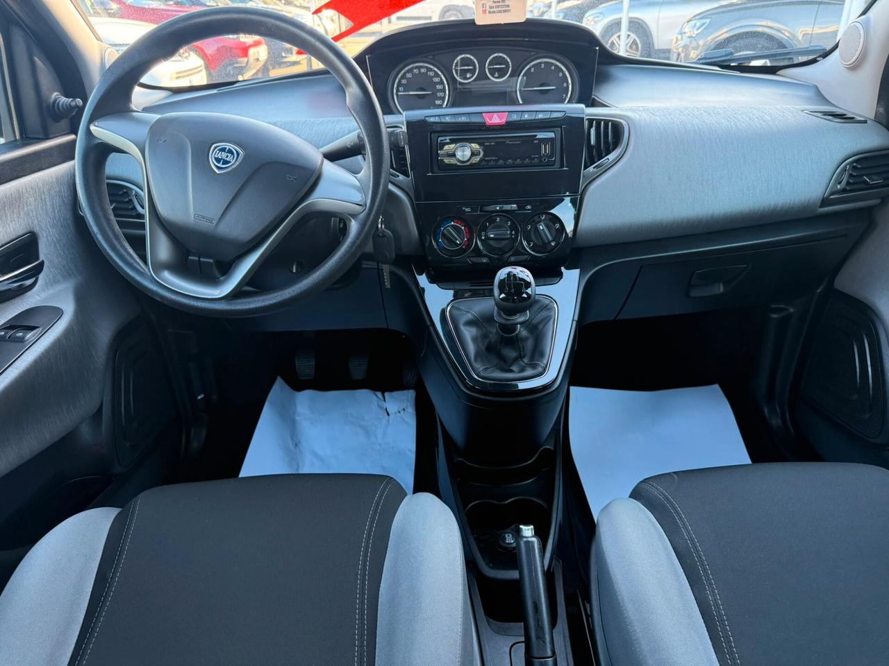 Lancia Ypsilon 1.2 69 CV 5 porte GPL Ecochic Gold