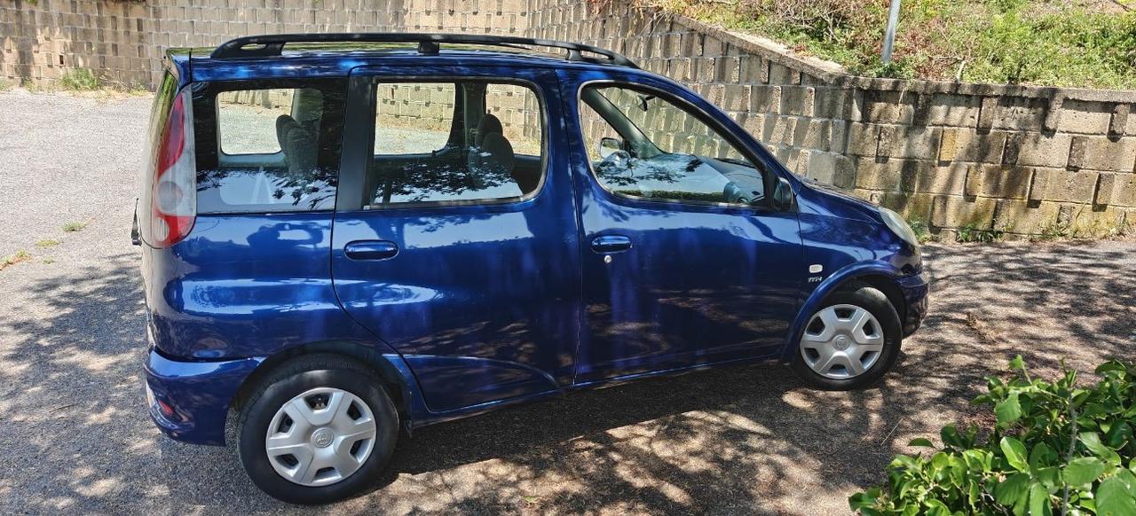Toyota Yaris Verso 1.3 Sol auto