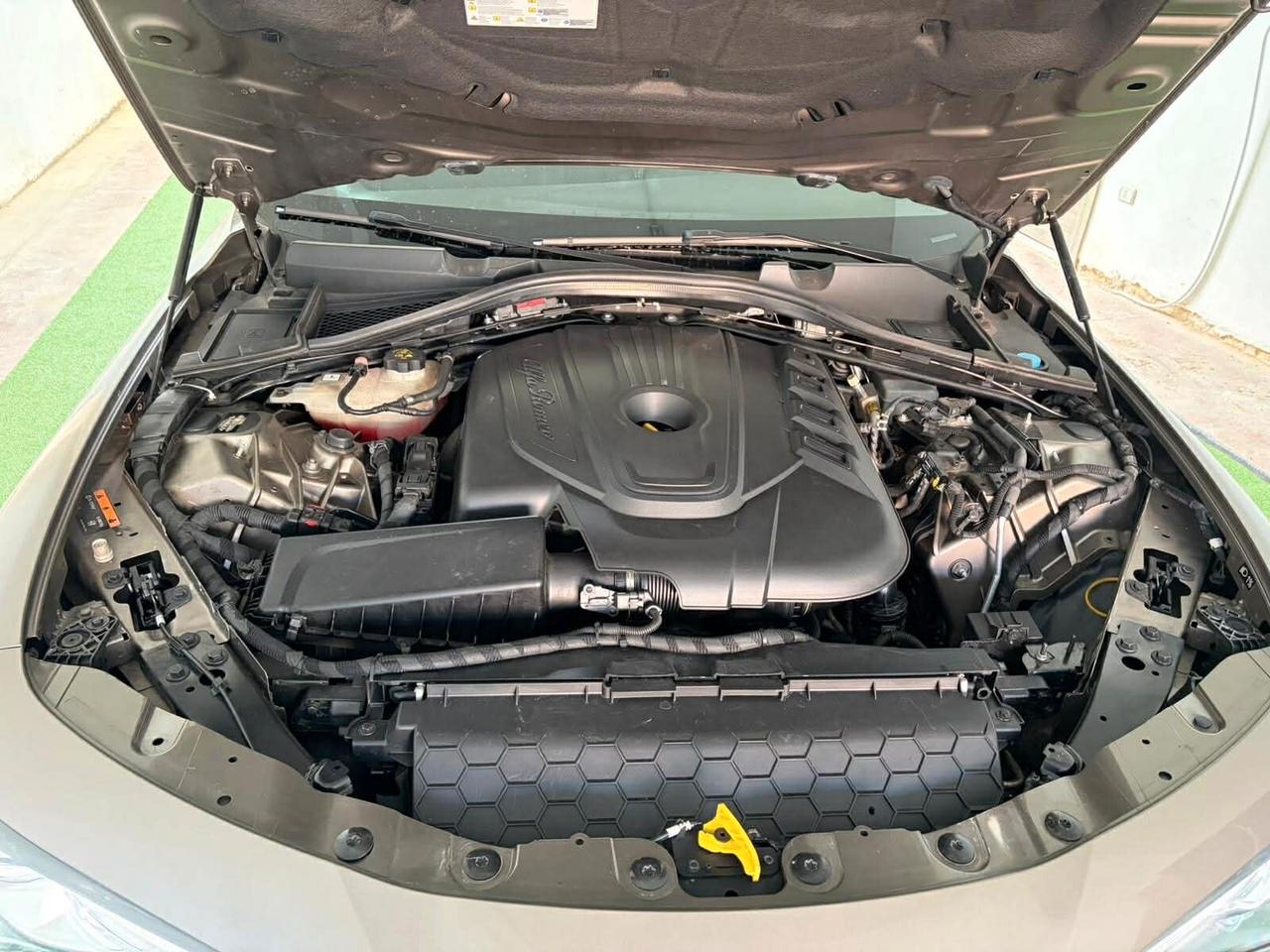 Alfa Romeo Giulia 2.2 Turbodiesel 160 CV Super