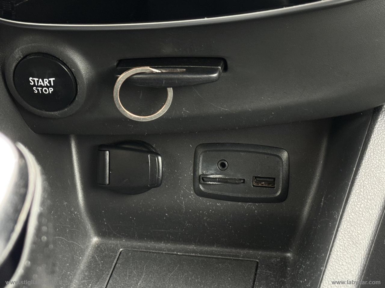 RENAULT Clio dCi 8V 90CV 5p.Moschino Zen LED + TELEC POST