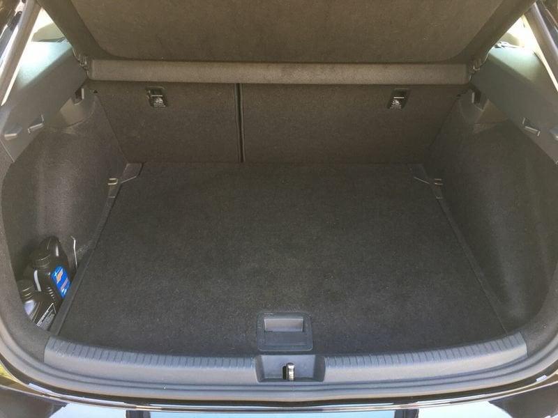 Volkswagen Taigo 1.0 TSI DSG Life