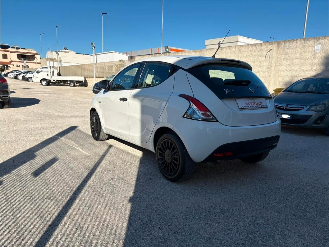 Lancia Ypsilon 1.2 Benzina 69 CV 5 porte S&S Elefantino Blu