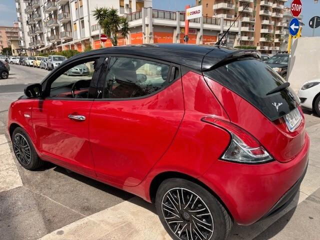 Lancia Ypsilon Neopatentato Anche permuta